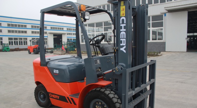 CHERY FORKLİFT 