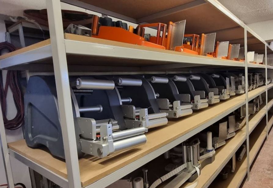 store-img