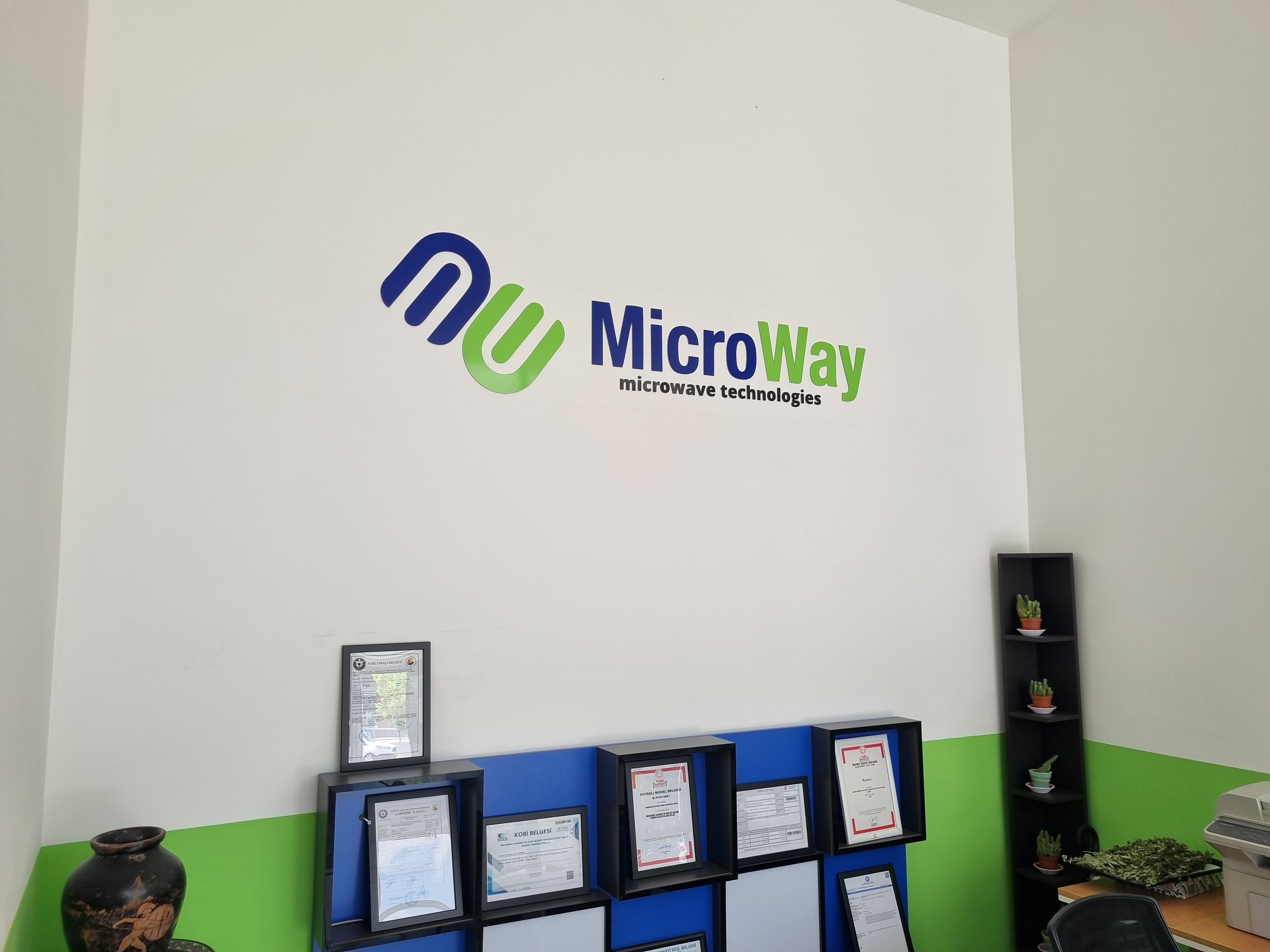 store-img