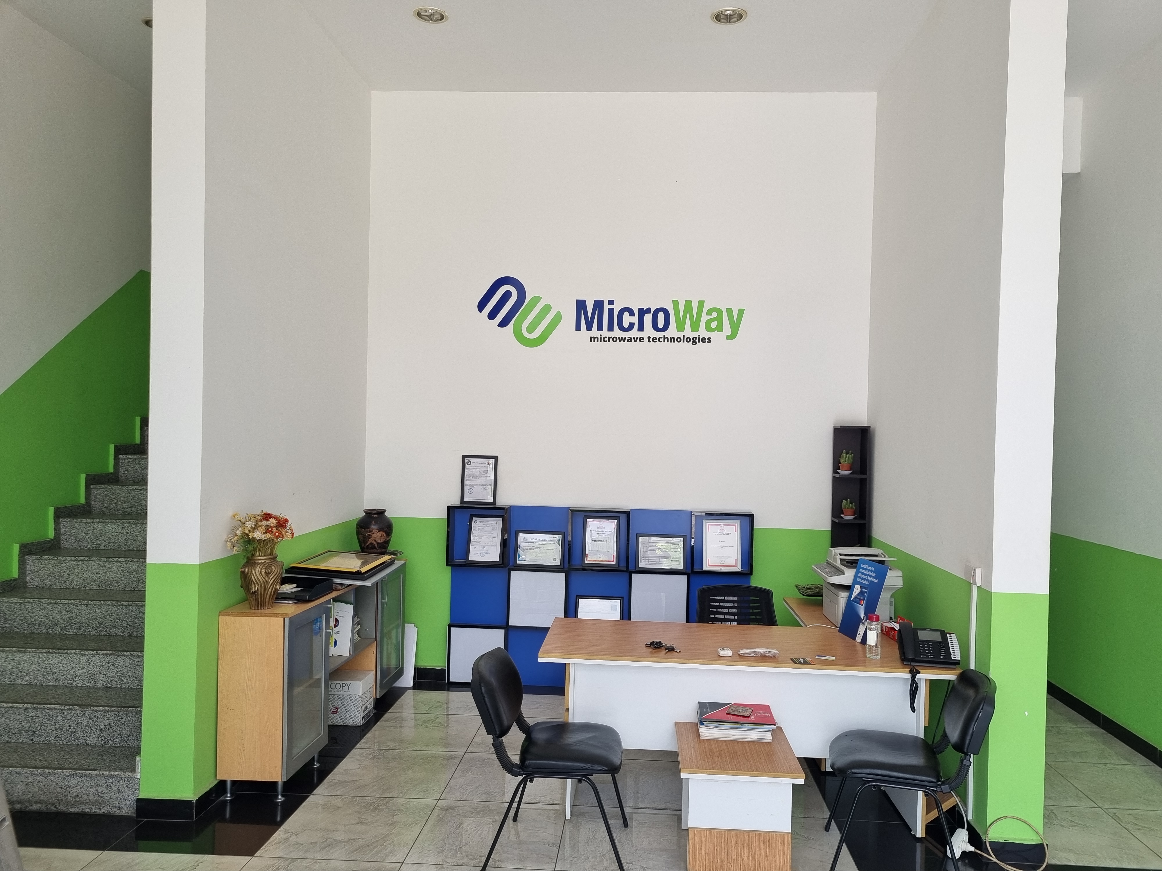 store-img