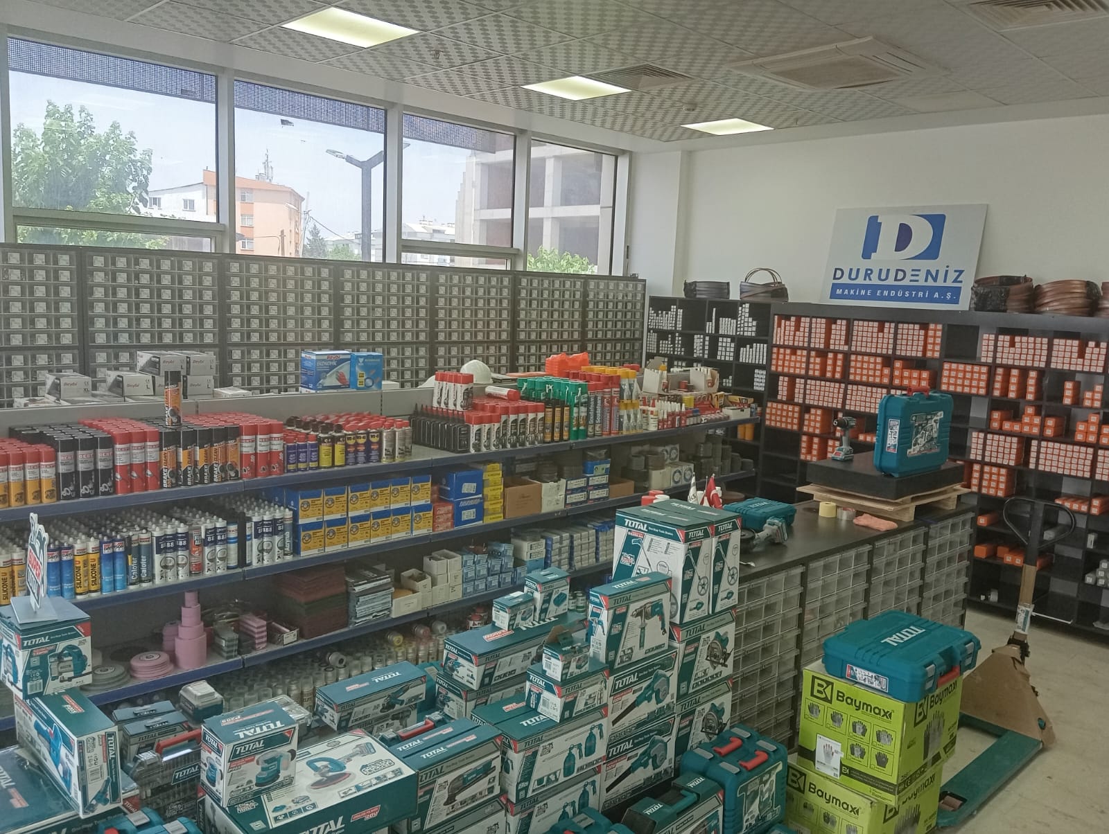 store-img