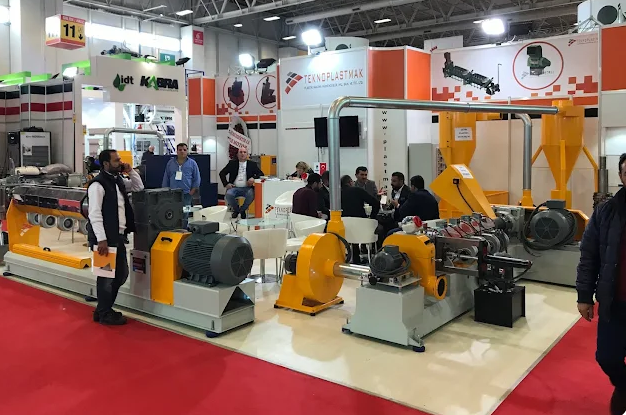 Teknoplastmak Plastik Makina Banner