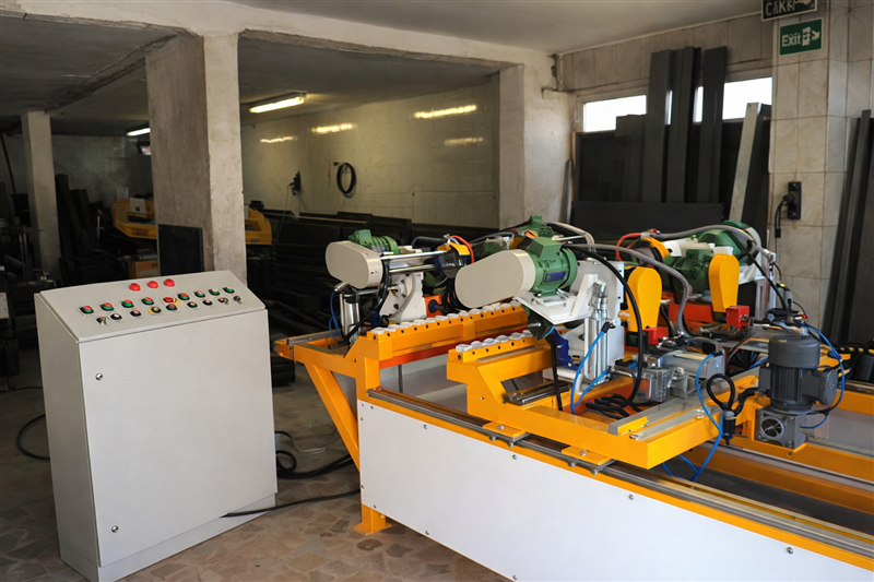 Buruç Makina ve Kalıp Sanayi Banner