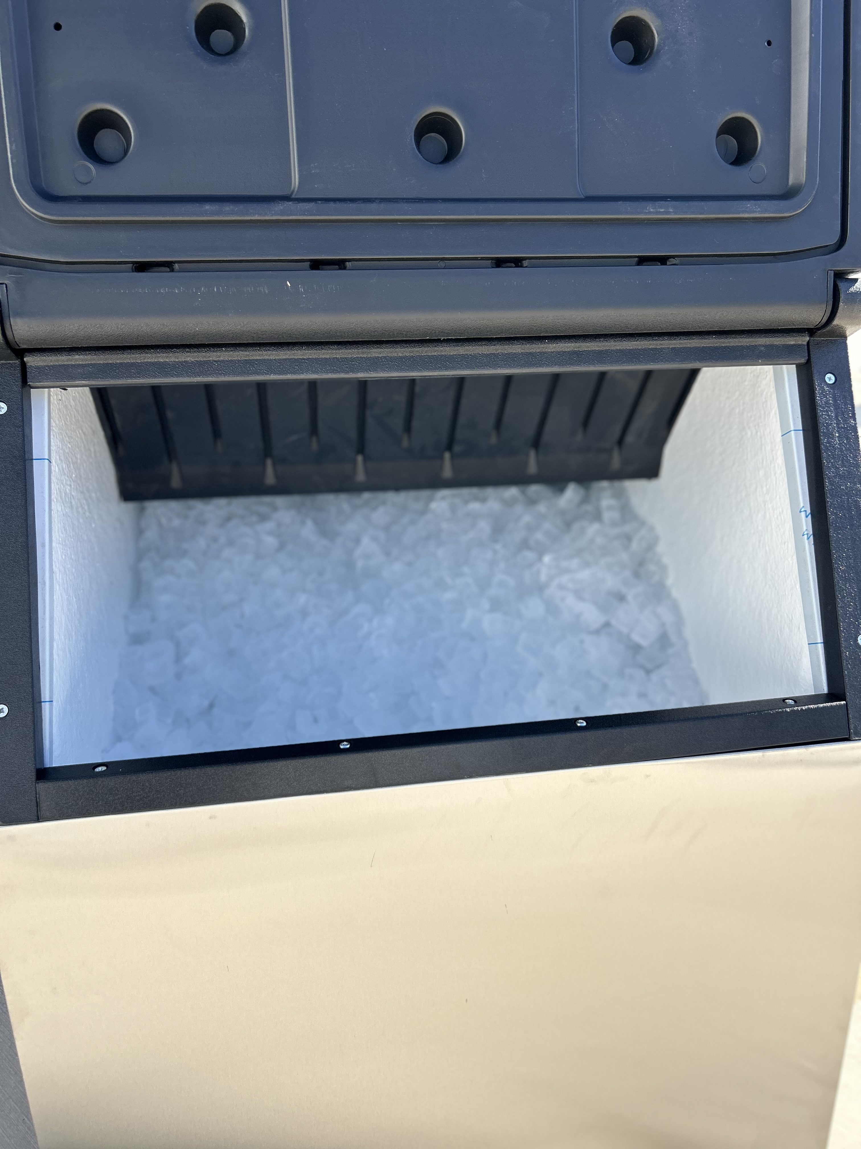 Efe Ice Systems and Solutions Slider